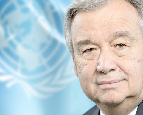 António Guterres : « Si nous ne changeons pas de cap, c'est du suicide »