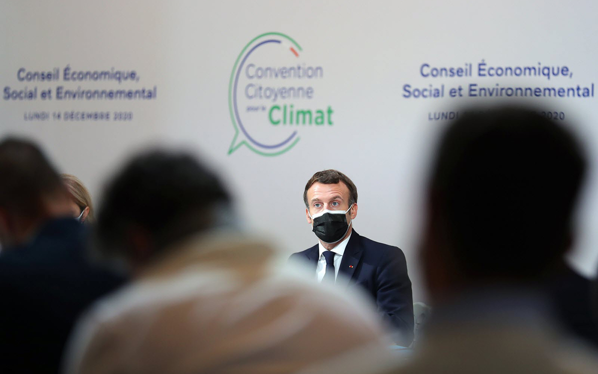 Macron déçoit la Convention citoyenne mais promet un référendum sur le climat