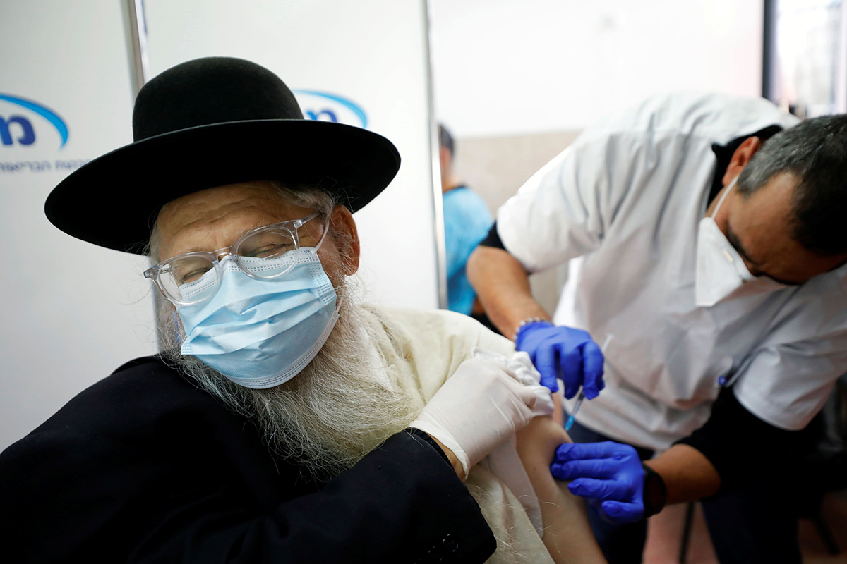 Malgré une vaccination massive, Israël est confronté à une nouvelle hausse des infections