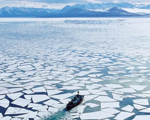 Malgré les interdictions, la Russie explore l'Antarctique à la recherche d'énormes gisements de pétrole